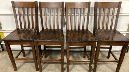 (4) Tall Dining Chairs/Bar Chairs