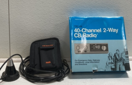 40-Channel 2-Way CB Radio, Small Travel Case, Radio Antenna