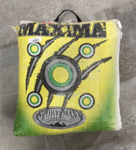 21&rsquo;&rsquo; x 25&rsquo;&rsquo; Maxima Archery Target
