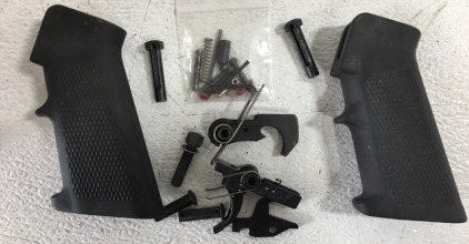 (2) Pistol Grip & Pin & Accessories