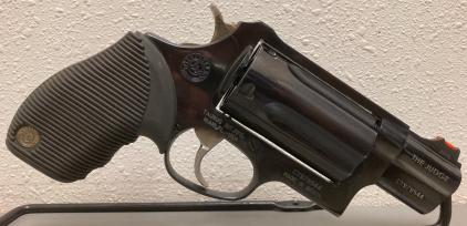 Taurus Judge/ Public Defender 45 Colt/.410 Revolver— CY979544