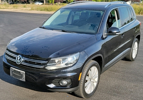 2012 VOLKSWAGEN TIGUAN - AWD!