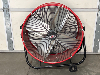 BLACK DIAMOND INDUSTRIAL FLOOR FAN- WORKS; PLEASE INSPECT