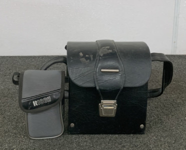 POLAROID ONE STEP FLASH CAMERA W/ CASE AND RICOH R1050 CAMERA WITH RICOH CASE
