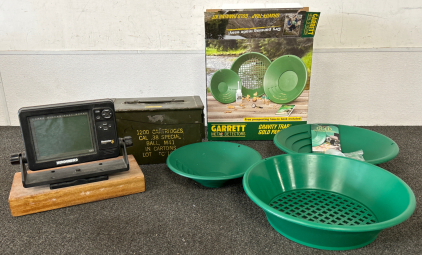 HUMMINGBIRD FISH FINDER (NO CORD TO TEST), AMMO BOX AND GOLD PANNING KIT (UNUSED)