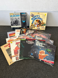 VINTAGE LASER DISCS: STAR WARS THE EMPIRE STRIKES BACKS, MARS ATTACKS, TREMORS, BATTLESTAR GALACTICA, SUPERMAN AND MANY MORE