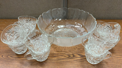 12 PIECE GLASS PUNCH BOWL SET; PLEASE INSPECT
