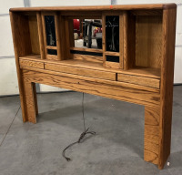 QUEEN/ KING OAK HEAD BOARD ( CUSTOM MADE) PLEASE INSPECT