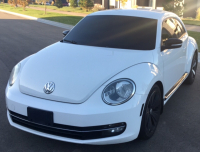 2012 VOLKSWAGEN BEETLE - HEATED SEATS!