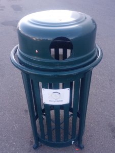 (1) Landscape Forms Plain Green Metal 40" x 24" Parks And Recreation Trash Bin