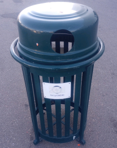 (1) Landscape Forms Plain Green Metal 40" x 24" Parks And Recreation Trash Bin