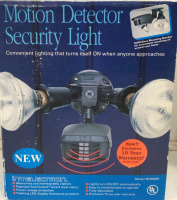 Motion Detector Security Light BC9000K & First Alert Smoke Alarm 2pk P1210E - 2