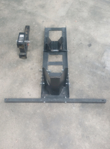 (1) HaulMaster Heavy Duty Hitch Extender (1) Unbranded 34.5" x 36" Motorcycle Stand