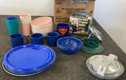 CAMPING GOODS, PLATES, CUPS, BOWLS, METAL AND PLASTIC