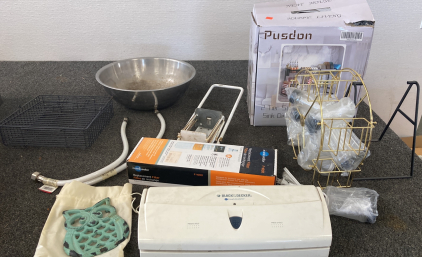 KITCHEN GOODS, SPICE RACK, FOOD SAVER MIXING BOWL, AND MORE