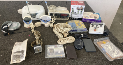 NEW AND USED VINTAGE ELECTRONICS ITEMS, POWER ON