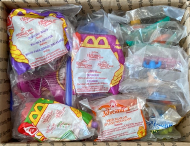 25 1990 HAPPY MEAL TOYS INCLUDING MICKEY AND FRIENDS, MUPPET AND WORKSHOPS, ANIMANIACS, MIGHTY DUCKS, HUNCHBACK OF NOTRE DAME AND MORE