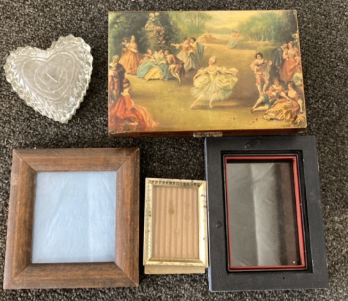 PICTURE FRAMES (3X4) (2.5X3) (3X4.5) ITALIAN JEWELRY BOX, GLASS HEART CONTAINER