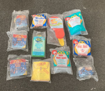 VINTAGE MCDONALDS HAPPY MEAL TOYS INCLUDING FIGURINES FROM MULAN, THE MAGIC SCHOOL BUS, BUG’S LIFE AND MORE