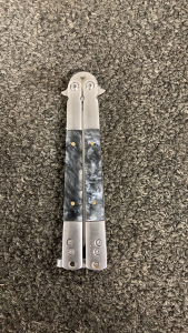 BUTTERFLY KNIFE - LIKE NEW