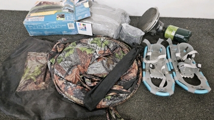 POP UP HUNTING BLIND, UNUSED FULL AIR MATTRESS W/ PUMP, PROPANE BOTTLE HEATER, SNOWSHOES