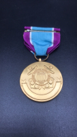 (1) Original Vietnam United States Coast Guard Distinguished Service Medal With Full Ribbon - 2