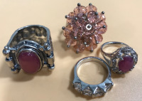 (4) Beautiful Costume Jewerly Rings