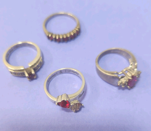 (4) Silver Rings With Red Stones