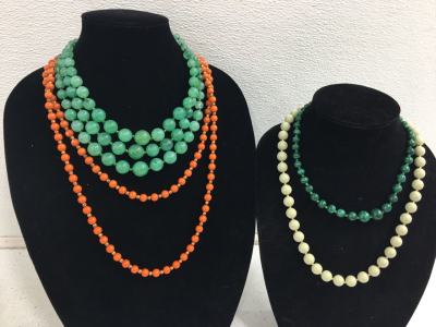 (4) Womens Beautiful Beaded Necklaces
