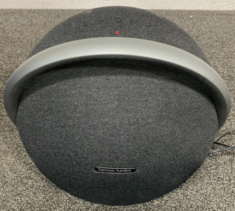 HARMAN/KARDON ONYX STUDIO 7 BLUETOOTH SPEAKER&mdash; WORKS WELL