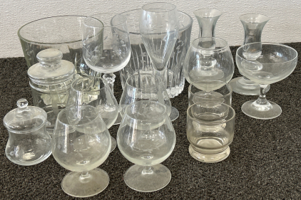 DECORATIVE GLASSWARE OF WINE GLASSES, PUNCH GLASSES AND MORE