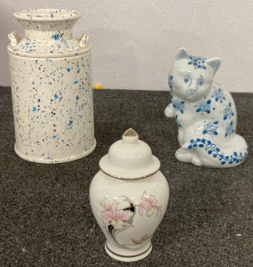 BLUE CHINA CAT, FINE CHINA VASE, CERAMIC COOKIE JAR