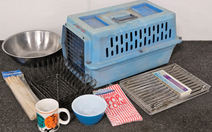 SMALL PET CARRIER, WIRE BASKET, KITCHENWARE