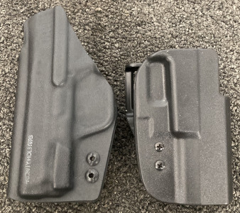 LEFT AND RIGHT HANDED PISTOL HOLSTERS- UNCLE MIKES AND OTHER BRAND