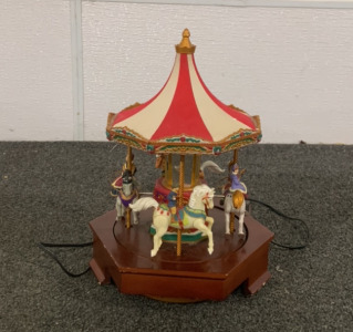 ELECTRIC CAROUSEL (POWERS ON)