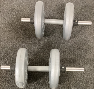 CHALLENGER ORBATRON 8.8 LBS DUMB BELLS