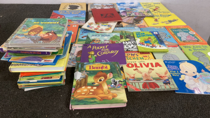 LARGE AMOUNT OF KIDS BOOKS