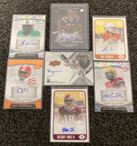 SIGNED FOOTBALL CARDS INCLUDING: AUSTIN PETTIS AND MORE