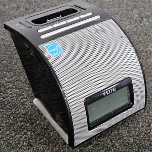 iHOME IPAD DOCKING STATION