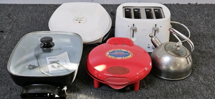 WORKING OSTER 15x12 ELECTRIC GRIDDLE, FOREMAN GRILL, QUESADILLA MAKER, 4- SLICE TOASTER; STAINLESS STEEL KETTLE