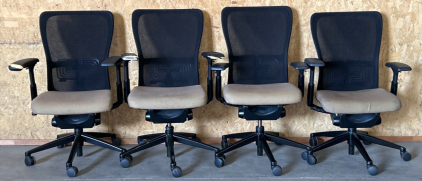 (4) ROLLING OFFICE CHAIRS. SOME ARE IN GREAT CONDITION AND OTHER CHAIRS WILL HAVE SOME DAMAGE VISIBLE ESPECIALLY ON THE ARMRESTS.