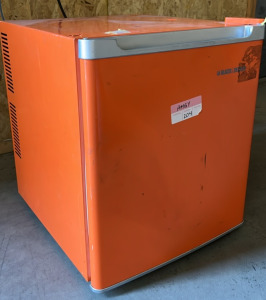 ORANGE BLACK & DECKER MINI FRIDGE ( WORKS )