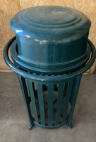 HEAVY DUTY GREEN TRASH CAN COVER W/ LID - 2