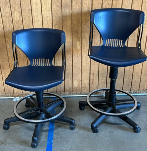 (2) PLASTIC SWIVEL STOOL OFFICE CHAIRS