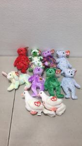 (10) Vintage Ty Beanie Babies Including Rare Dublin Bear!