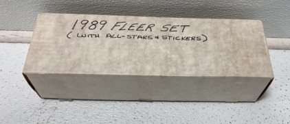 (500) 1989 Fleer Set Baseball Cards Set With All Stars And Stickers