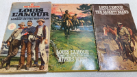 (22) Paperback Louis L’Amour Books - 4