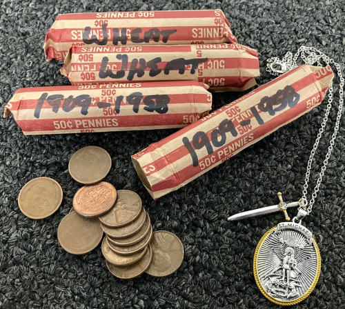 (200) LINCOLN WHEAT BACK US PENNIES AND ST. MICHAEL NECKLACE