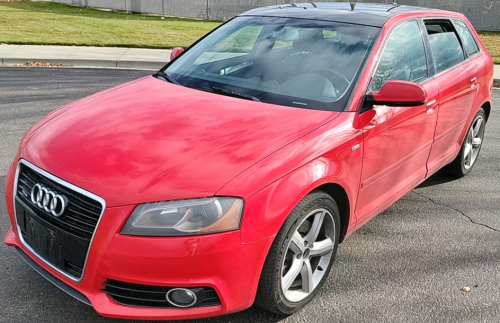 2013 AUDI A3 - DUAL SUNROOF - TOUCH SCREEN STEREO!