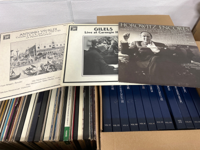 2 BOXES OF LP RECORDS OF CLASSICAL MUSIC